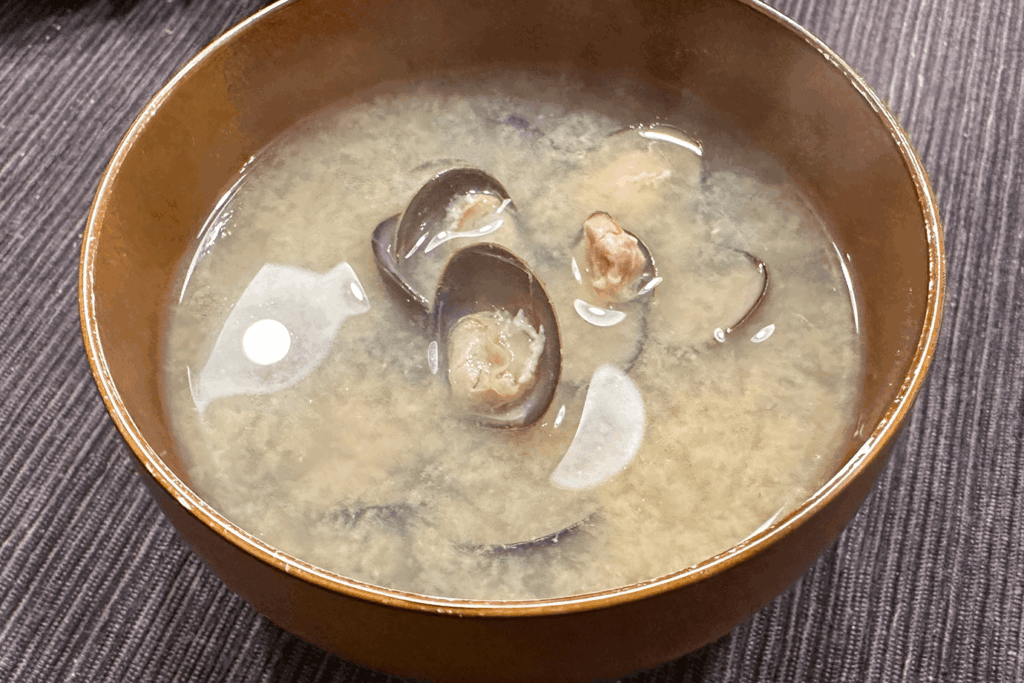 しじみの味噌汁（完成）