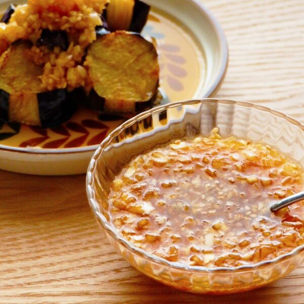 健康は美味しさとともに！ 和風黒酢ドレッシング